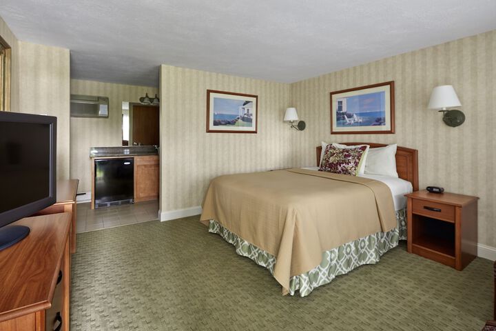 Room 23 of 49