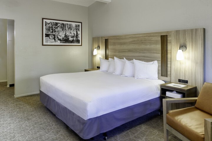 Room 35 of 70