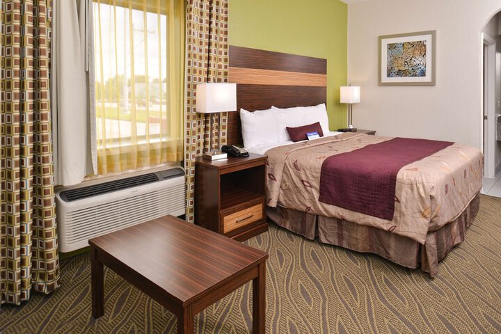 Room 16 of 16