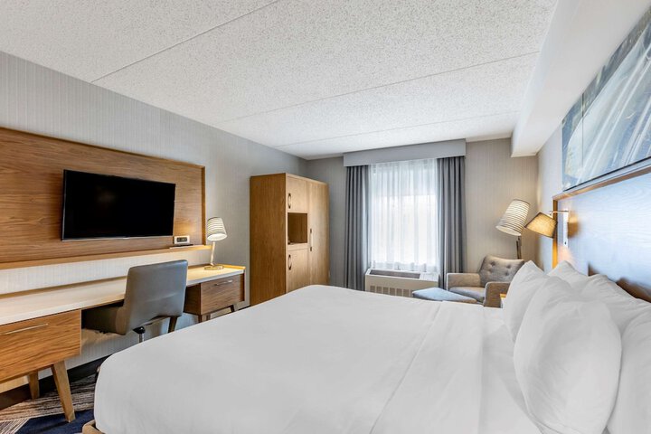 Room 21 of 27