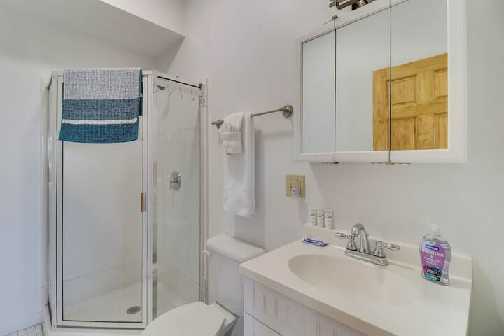 Cozy Marlinton Vacation Rental: Downtown Location!