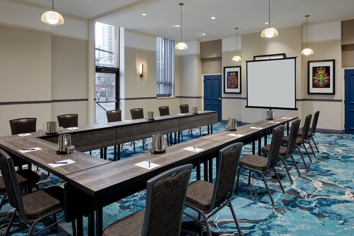 Delta Hotels by Marriott London Armouries