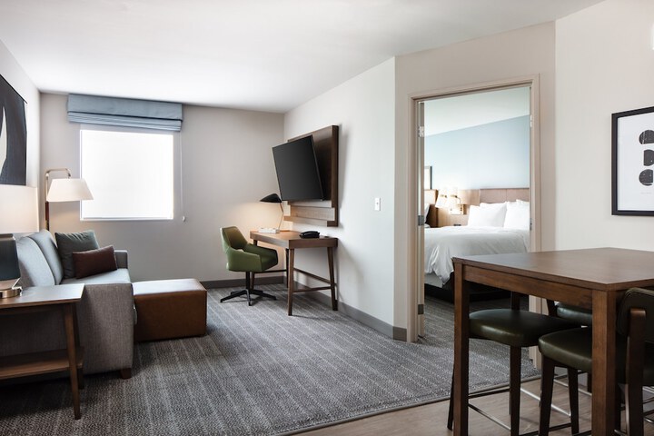 Staybridge Suites Iowa City Coralville by IHG
