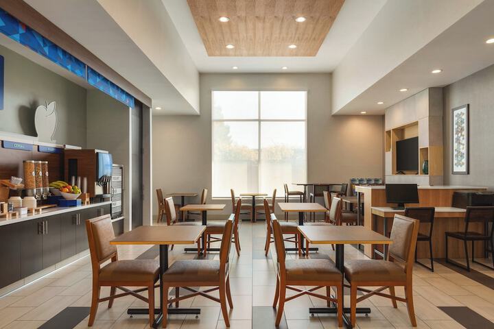 Holiday Inn Express West Sacramento by IHG
