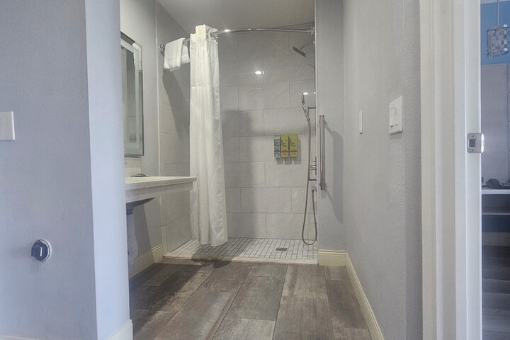Best Western Orange Plaza