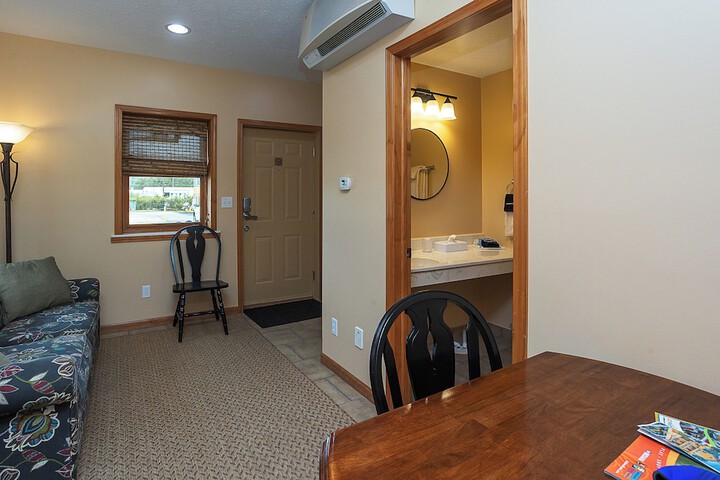 Room 72 of 129