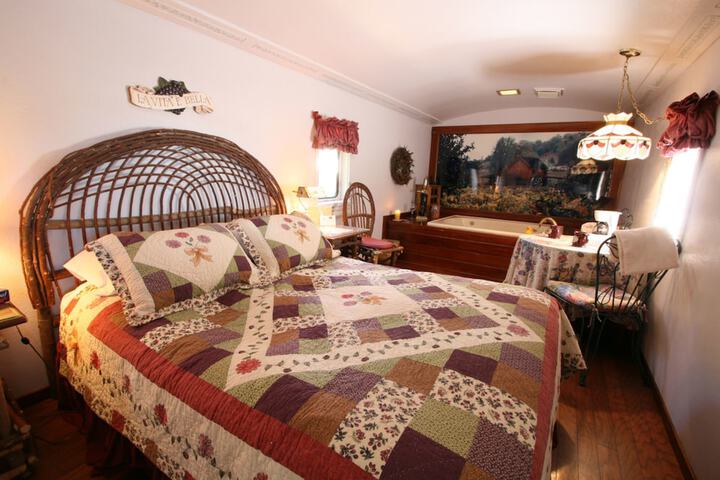 Featherbed Railroad B & B Resort