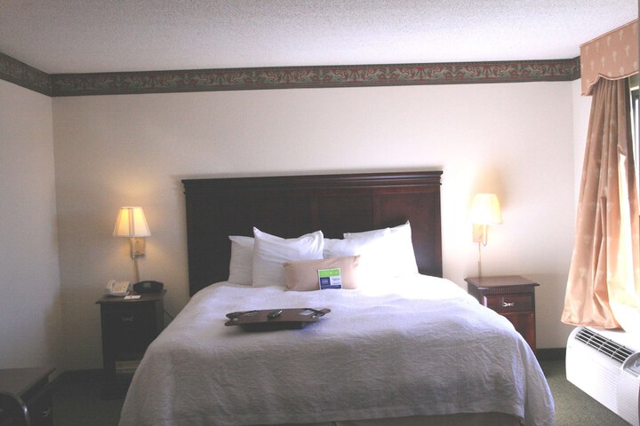 Room 32 of 55