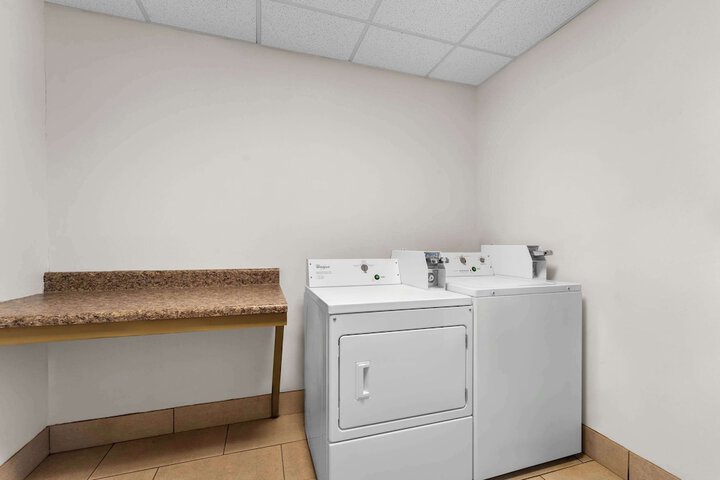 Comfort Inn & Suites Augusta West Near Fort Gordon