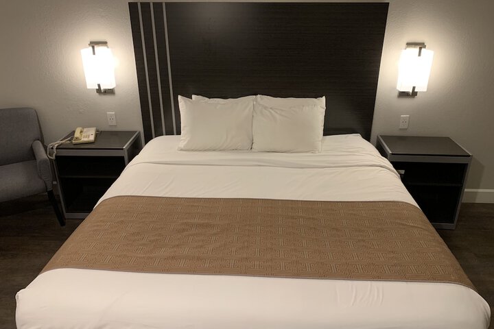 Room 20 of 32