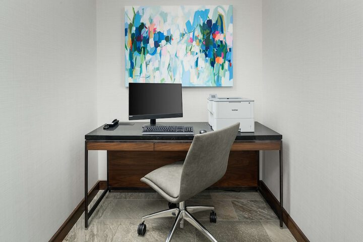 Business Center 46 of 46