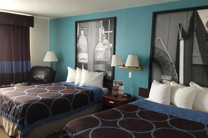 Room 16 of 27