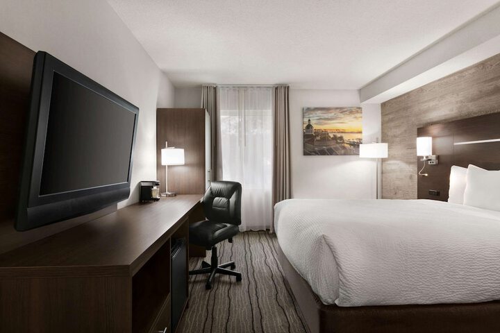 Room 19 of 25
