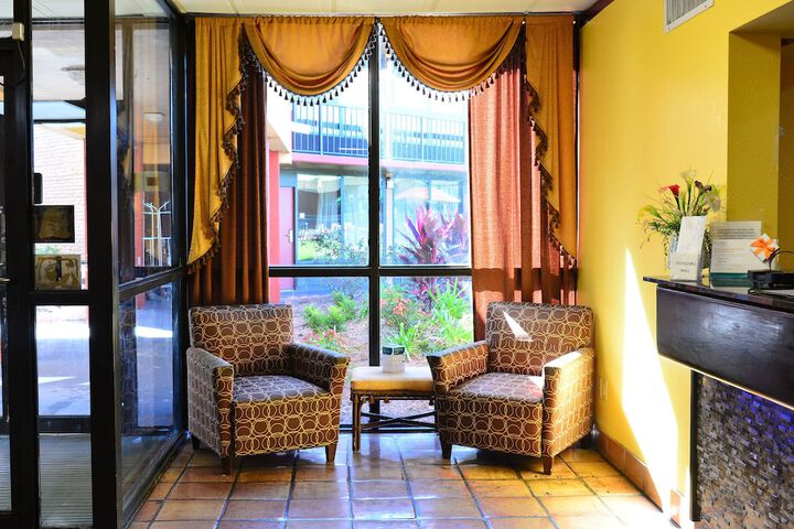 Hotel 6 of 74