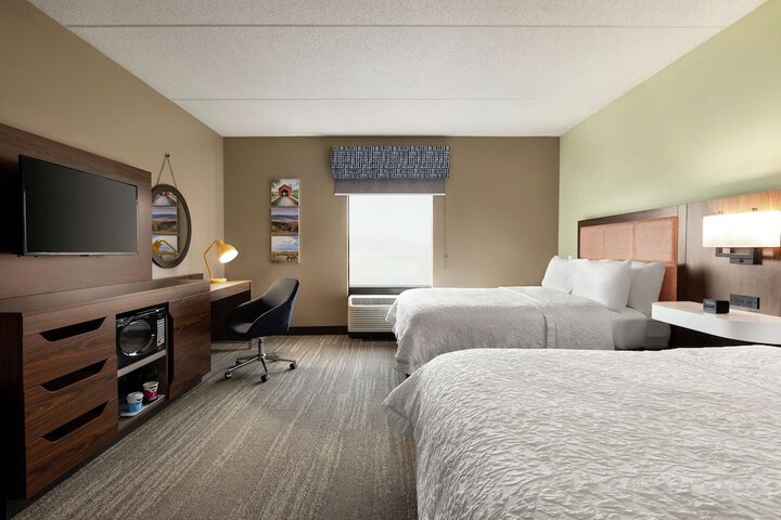 Room 32 of 44