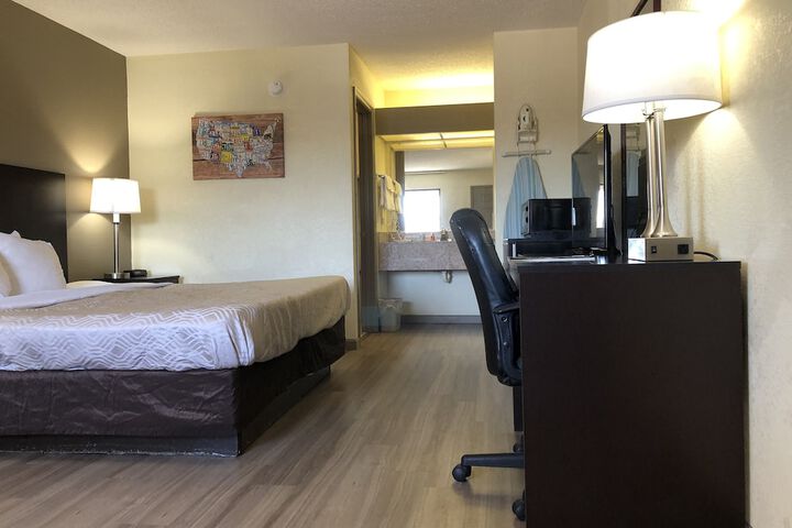 Room 41 of 46