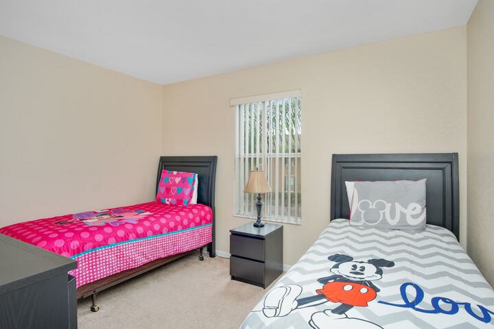 Room 19 of 25