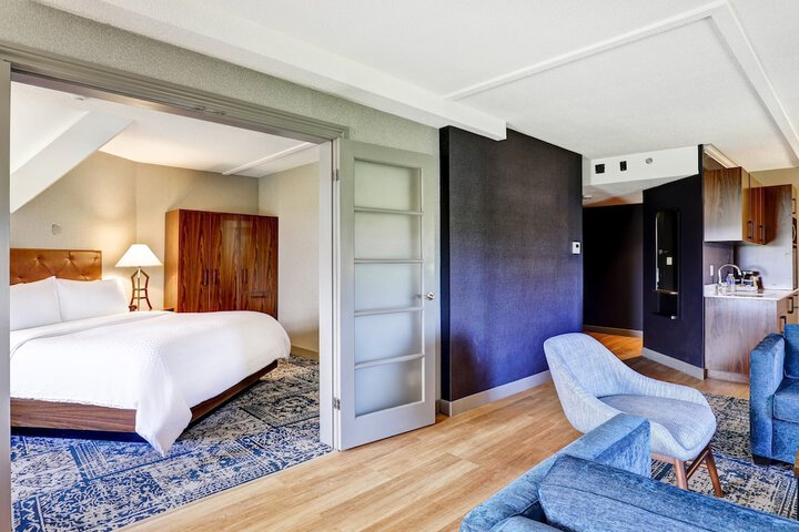 Room 29 of 79
