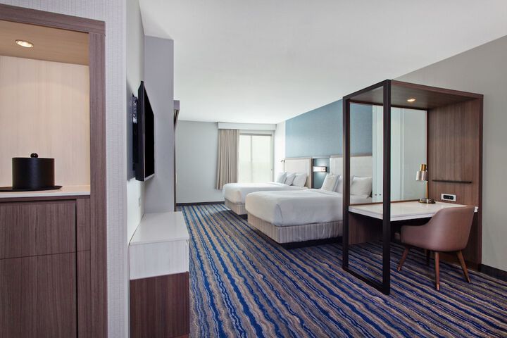 Room 21 of 31