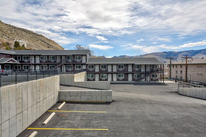 Hotel 11 of 50
