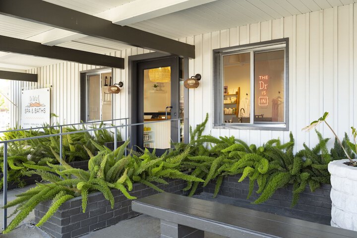 Dr. Wilkinsons Backyard Resort and Mineral Springs a Member of Design Hotels