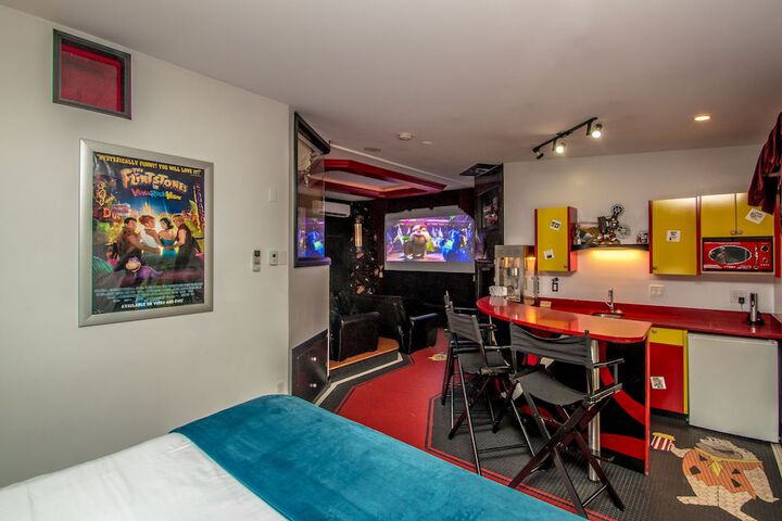 Room 127 of 153