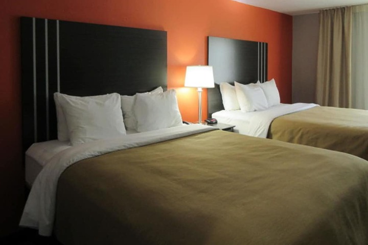 Room 19 of 37