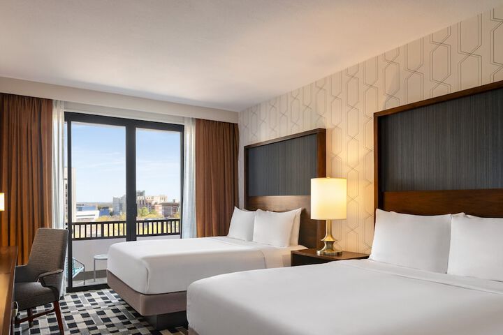 The American Hotel Atlanta Downtown Tapestry Collection by Hilton