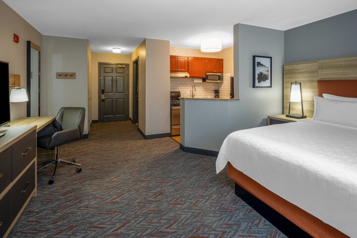 Room 21 of 25