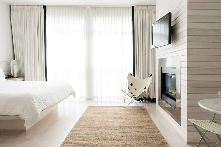 Room 40 of 85