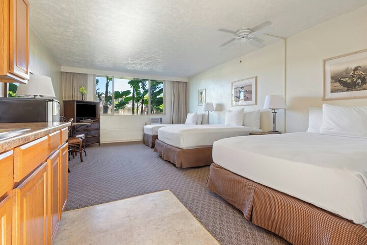 Maui Seaside Hotel