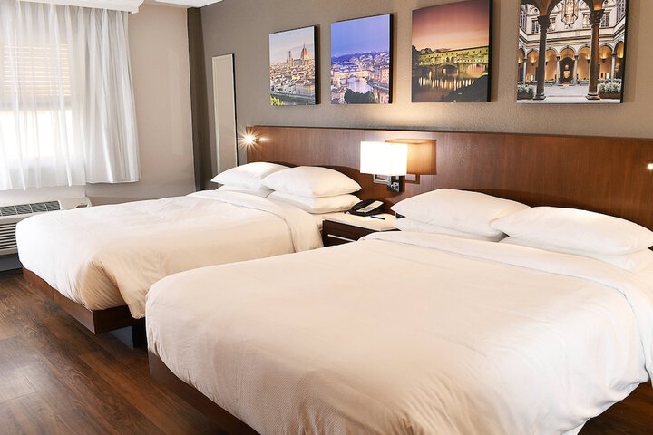 Room 20 of 28