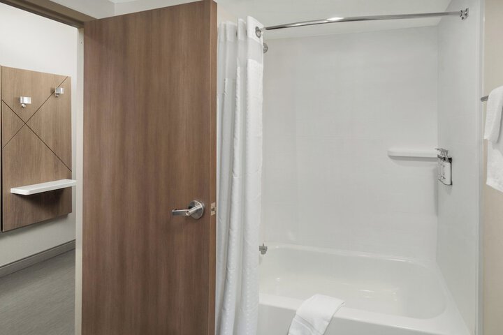Holiday Inn Express Hattiesburg West Univ Area by IHG