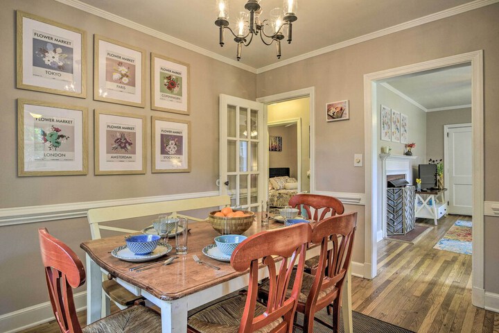 Bright Home w / Yard in Historic Fuquay-varina!