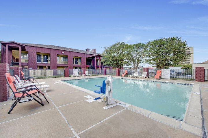 Pool 5 of 42