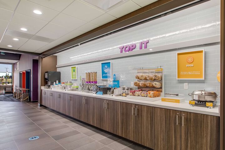 Tru by Hilton Saint Joseph