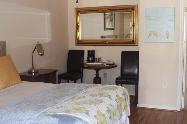 Room 15 of 42