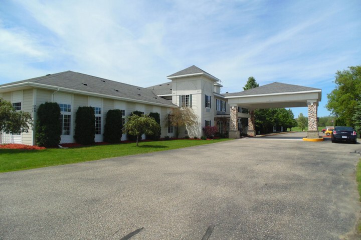 American Inn and Suites Houghton Lake