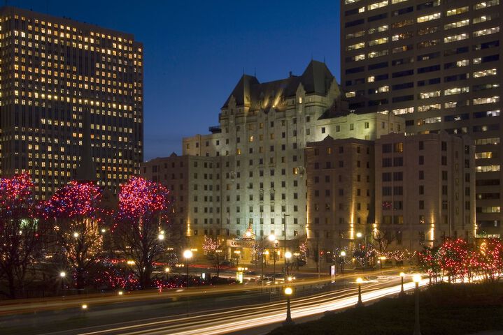 Lord Elgin Hotel