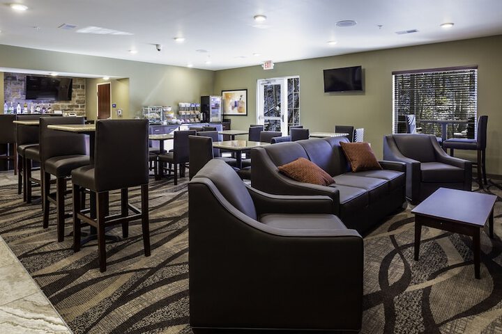 Cobblestone Inn & Suites - Brookville