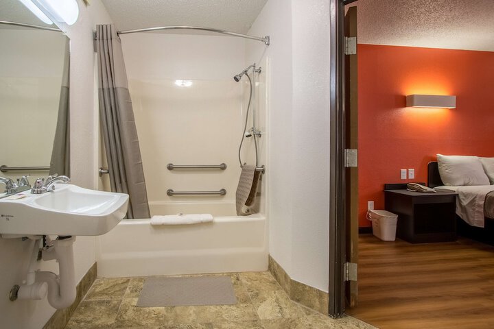 Room 20 of 40