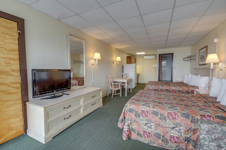 Room 27 of 37