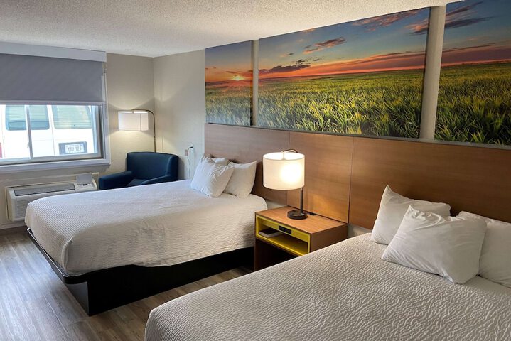 Room 27 of 44