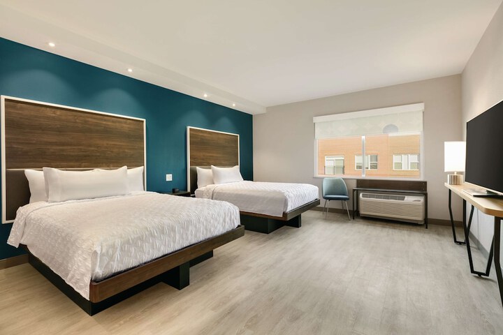 Room 21 of 31