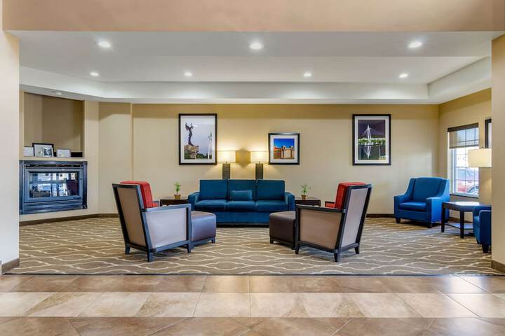 Hotel Interior 10 of 30