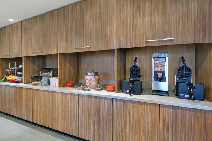 Breakfast/Coffee Service 50 of 54