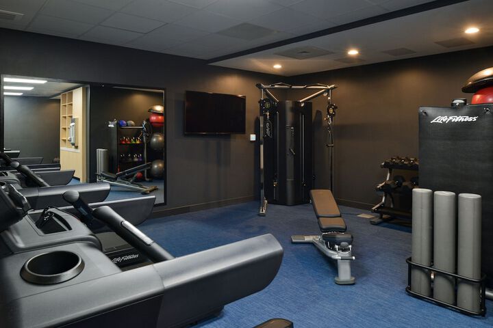 Health and Fitness 30 of 33