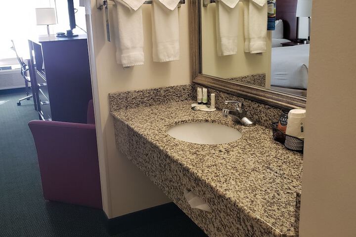 Room 17 of 45