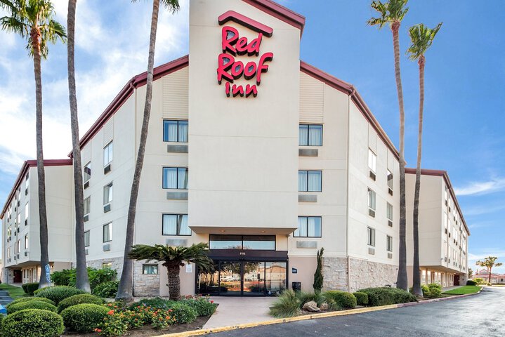 Hotel 2 of 35