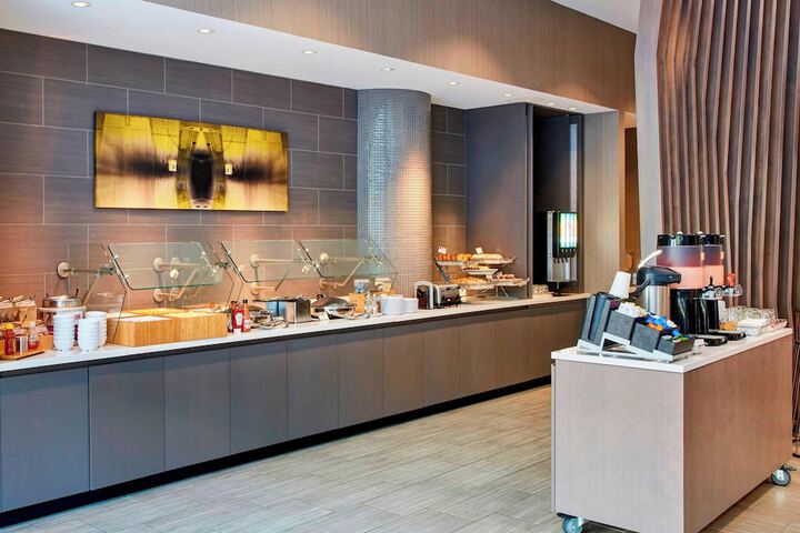 SpringHill Suites by Marriott Milwaukee Downtown